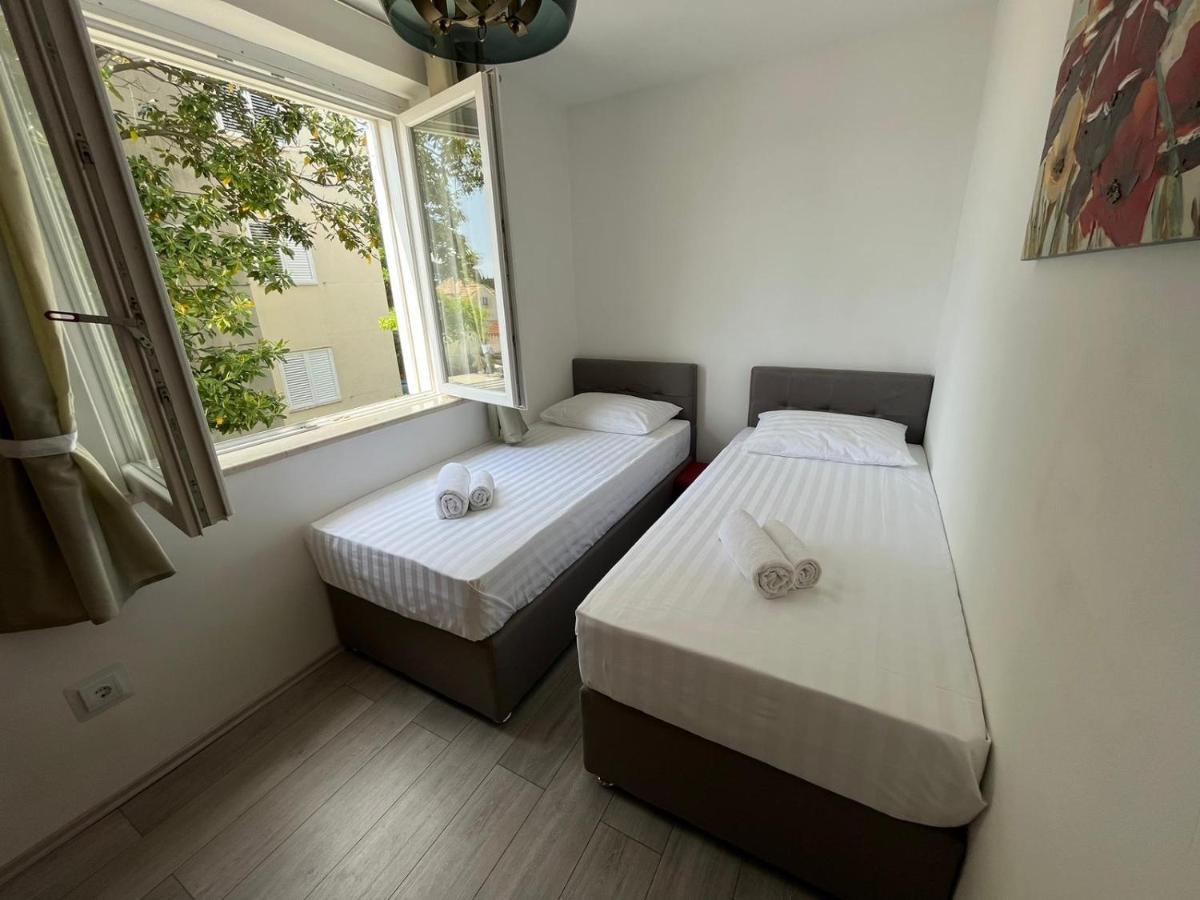 Apartment Gallery - View Of The Old Town & Free Parking Dubrovnik Eksteriør billede